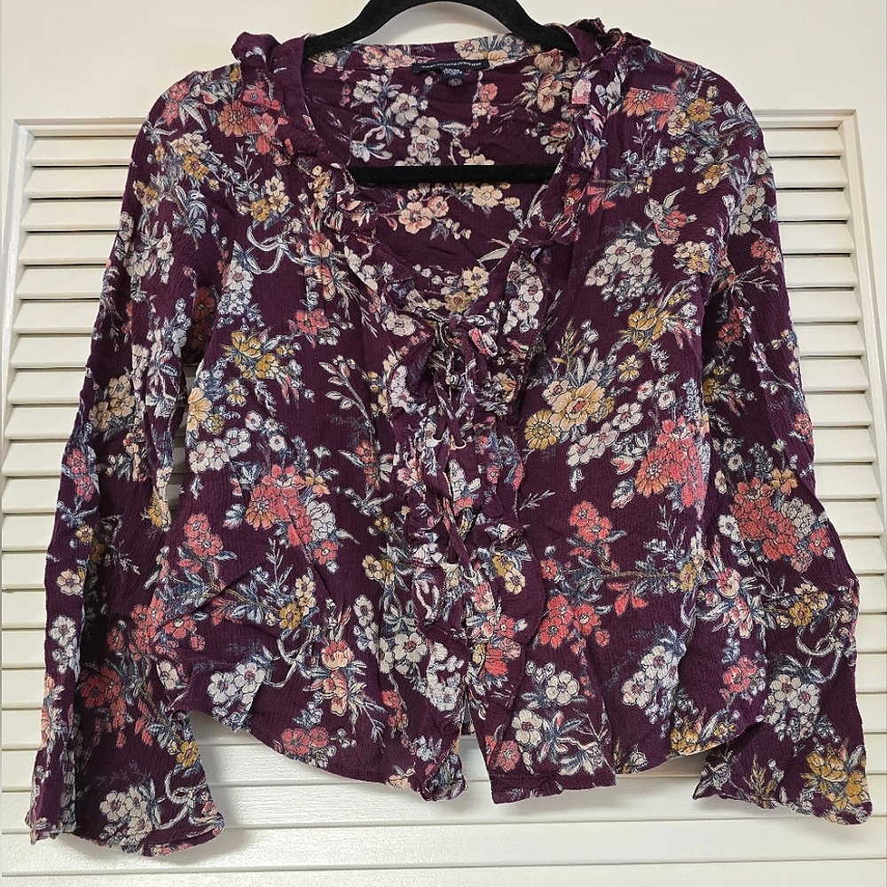 American Eagle Outfitters - Floral Long-Sleeve Lace-Up Ruffle Front Top